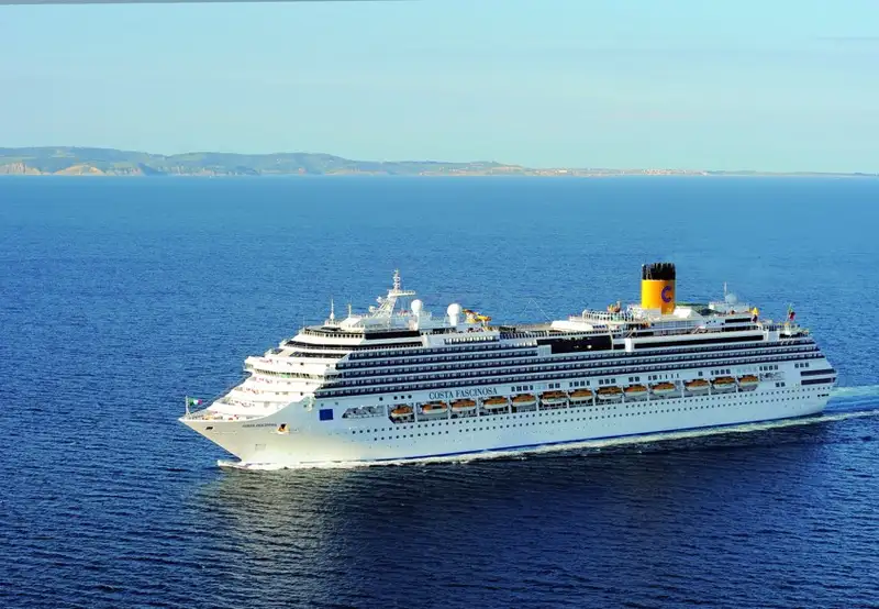 Costa Fascinosa cruise ship