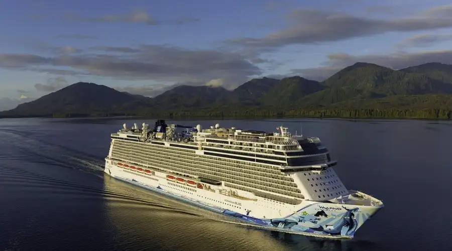 Norwegian Bliss cruise ship