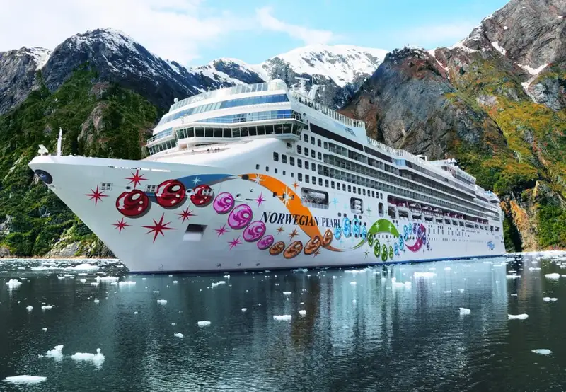 Norwegian Pearl cruise ship