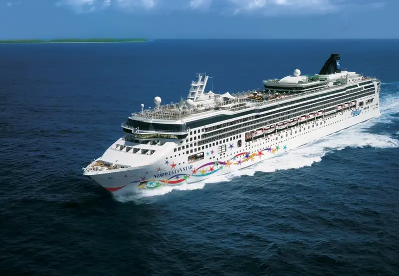 Norwegian Star cruise ship