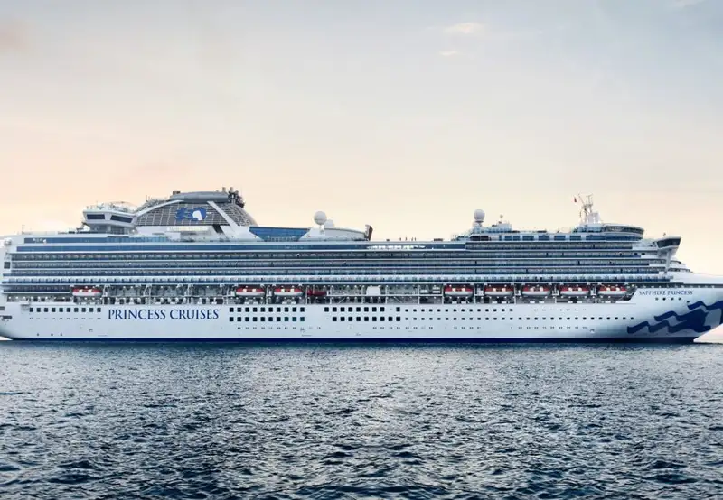 Sapphire Princess cruise ship